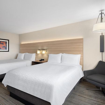 Holiday Inn Express Fort Bragg By Ihg Extérieur photo