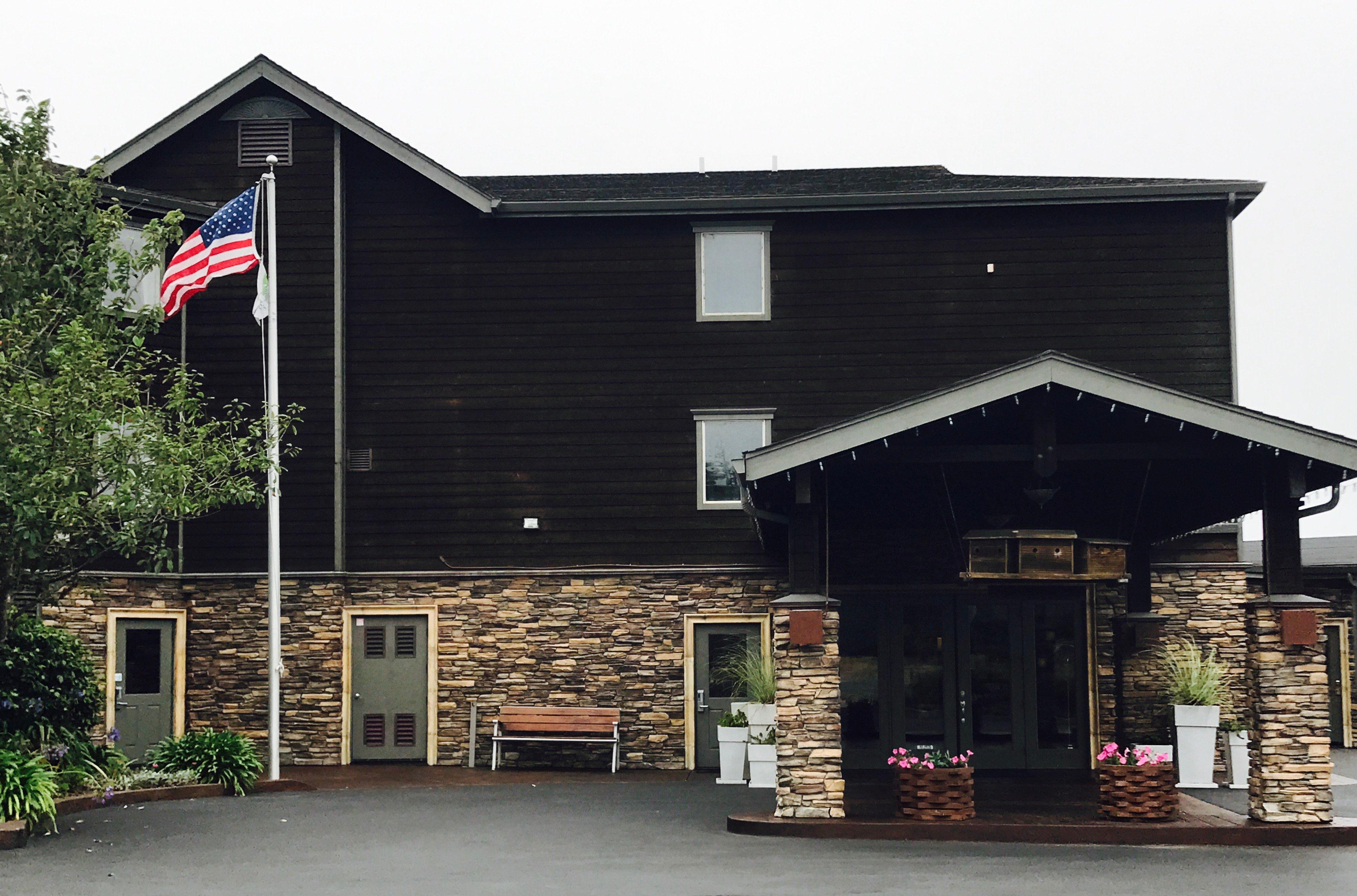 Holiday Inn Express Fort Bragg By Ihg Extérieur photo