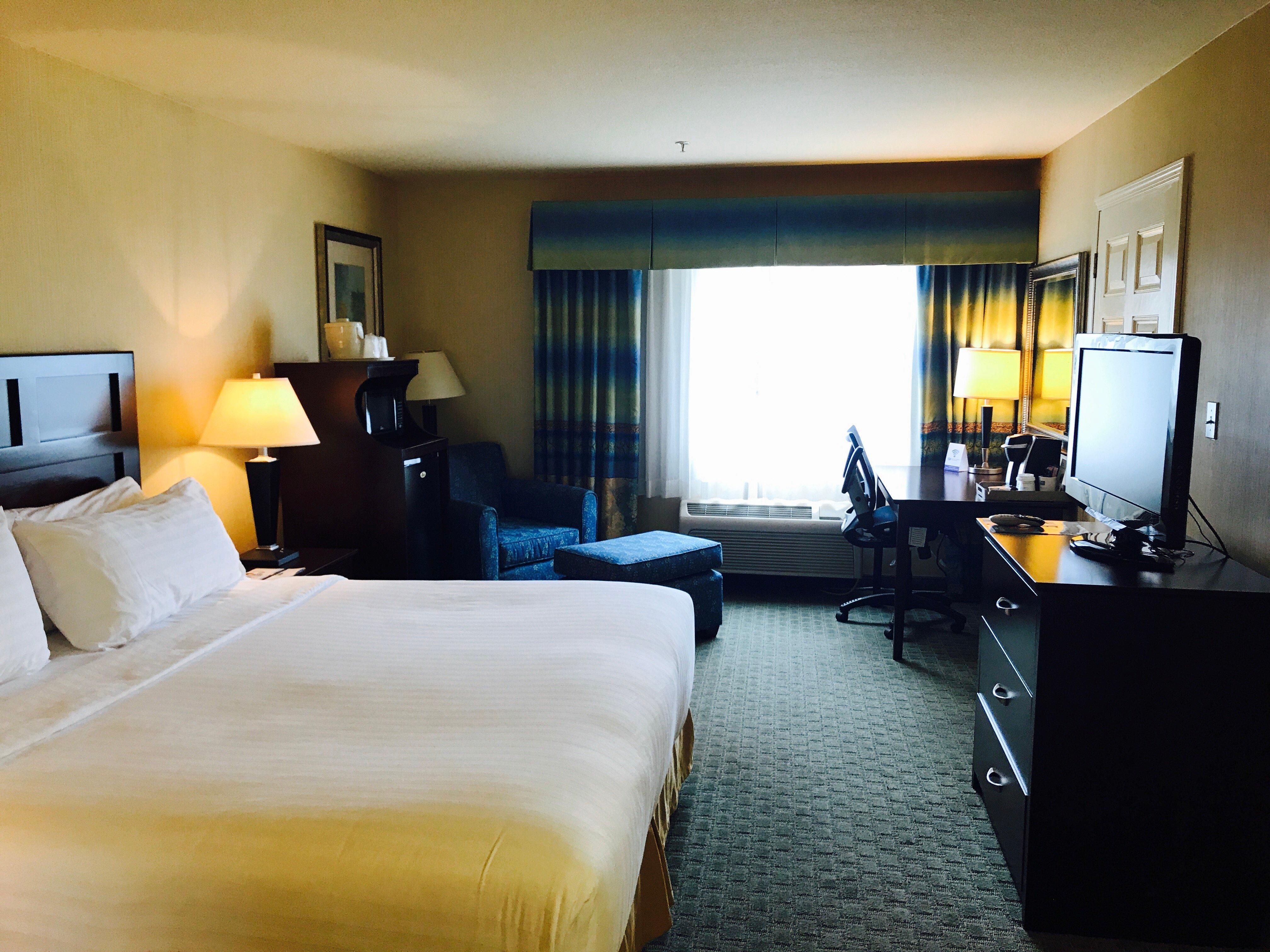 Holiday Inn Express Fort Bragg By Ihg Extérieur photo