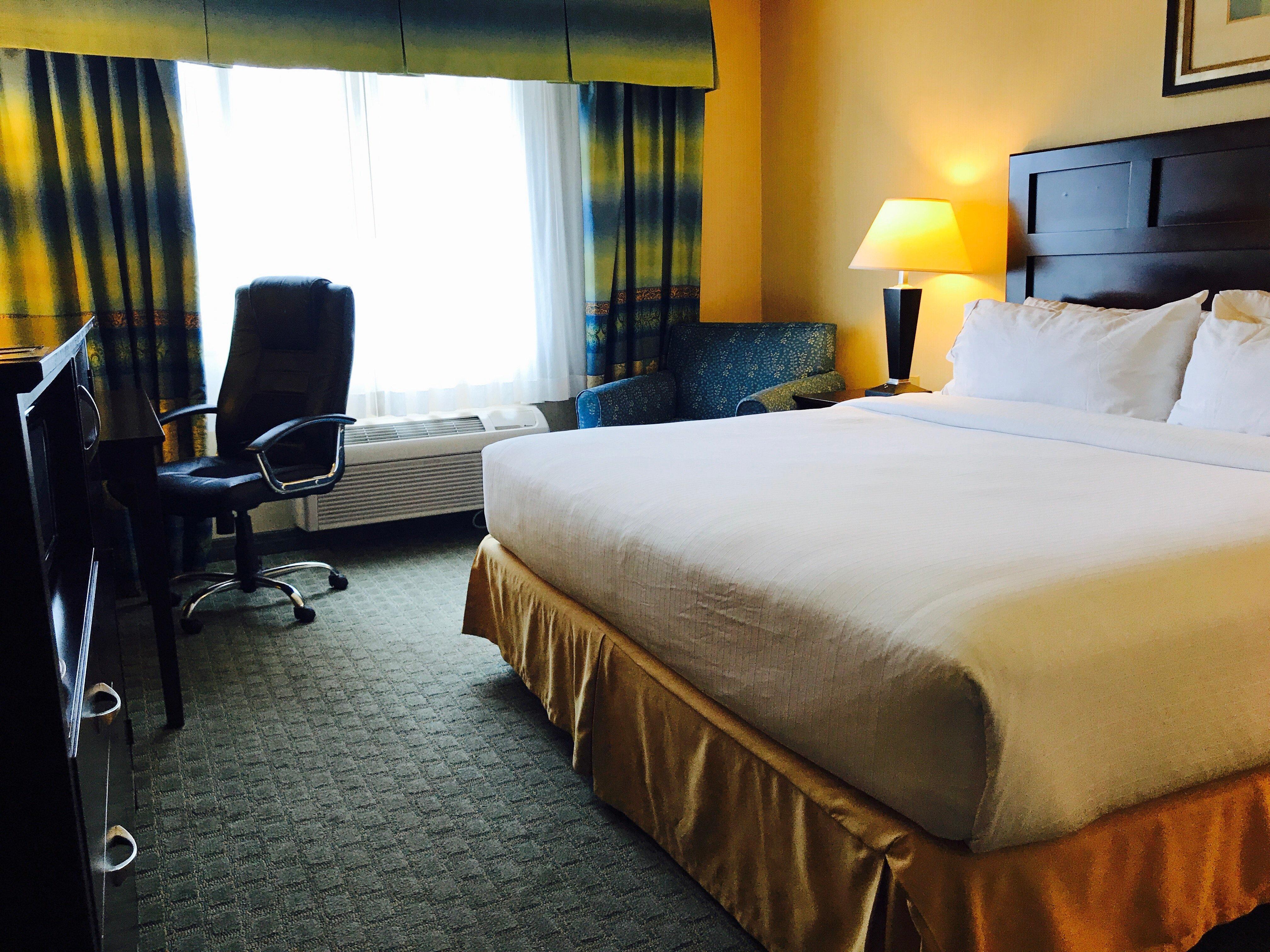 Holiday Inn Express Fort Bragg By Ihg Extérieur photo