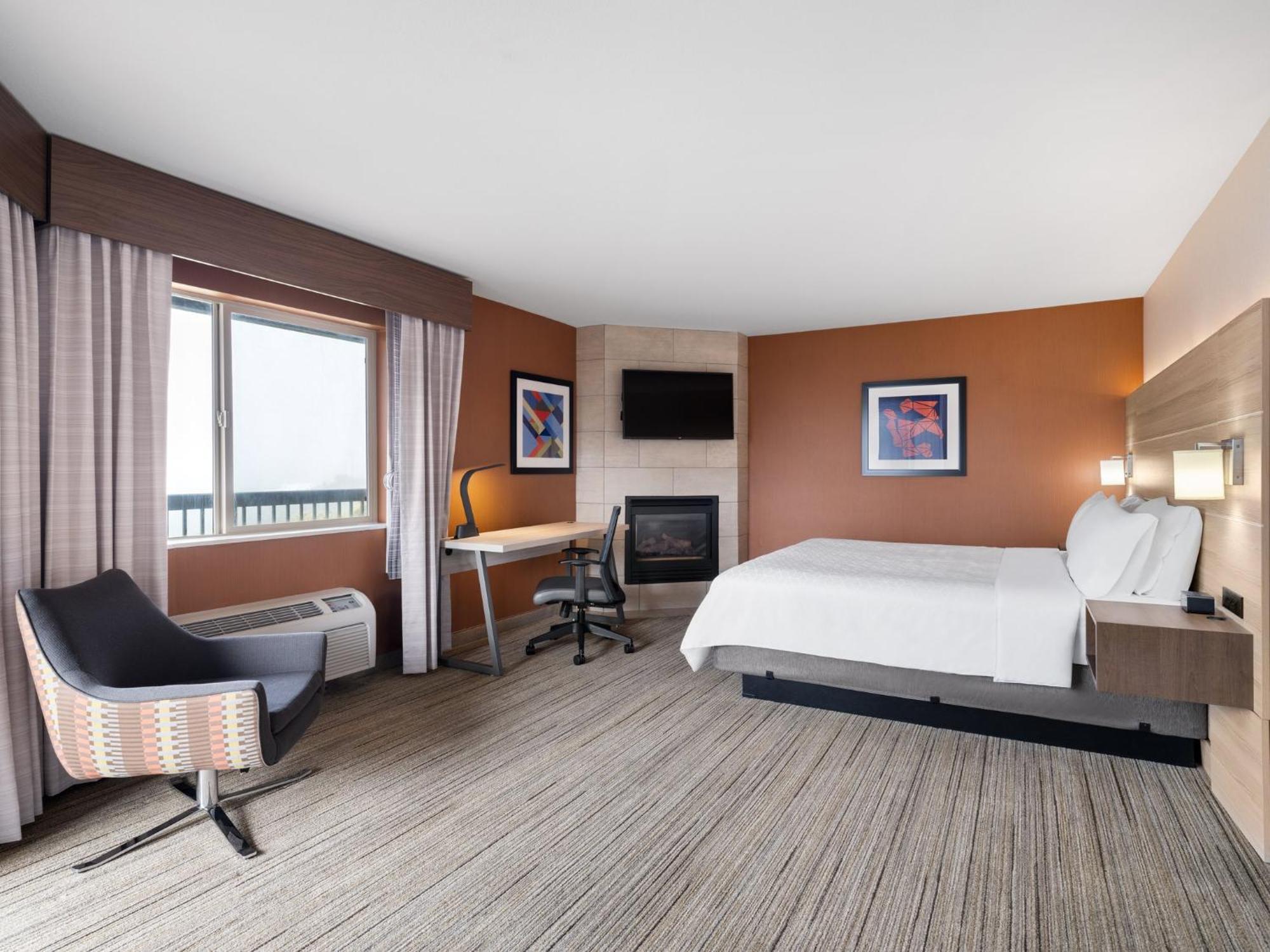 Holiday Inn Express Fort Bragg By Ihg Extérieur photo