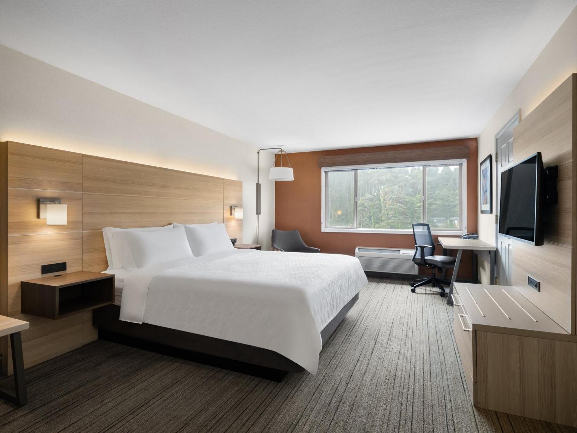 Holiday Inn Express Fort Bragg By Ihg Extérieur photo