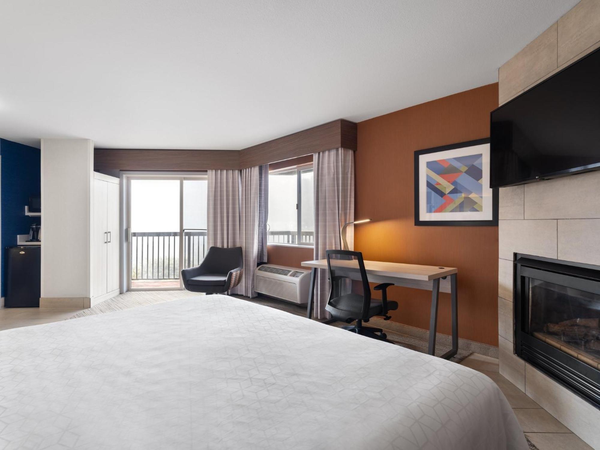 Holiday Inn Express Fort Bragg By Ihg Extérieur photo