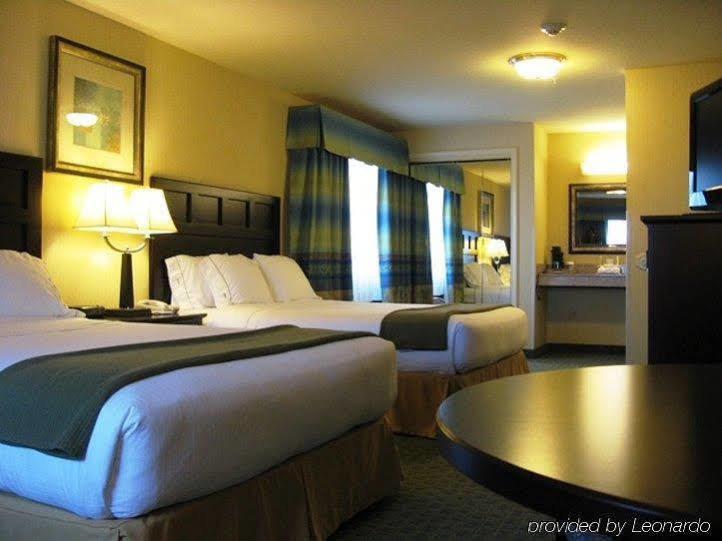 Holiday Inn Express Fort Bragg By Ihg Extérieur photo