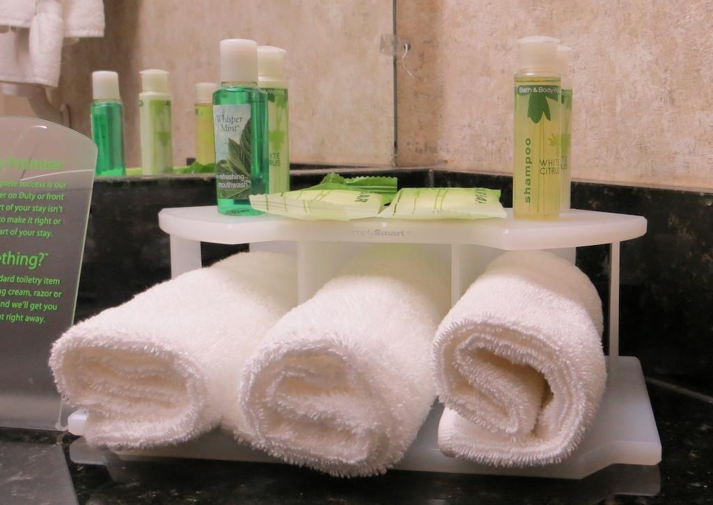 Holiday Inn Express Fort Bragg By Ihg Extérieur photo